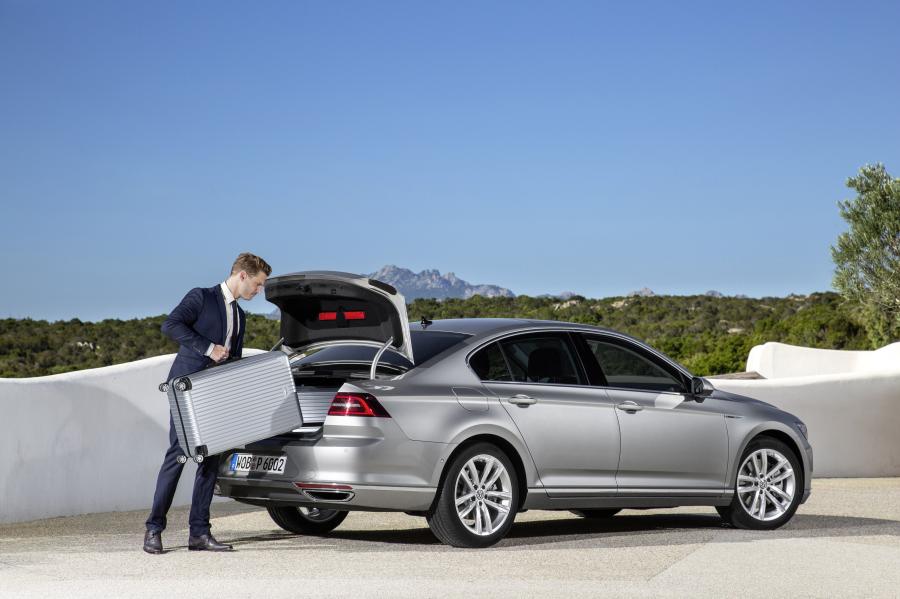  Volkswagen Passat 4-Motion 2014 года  (фото 12 из 21)